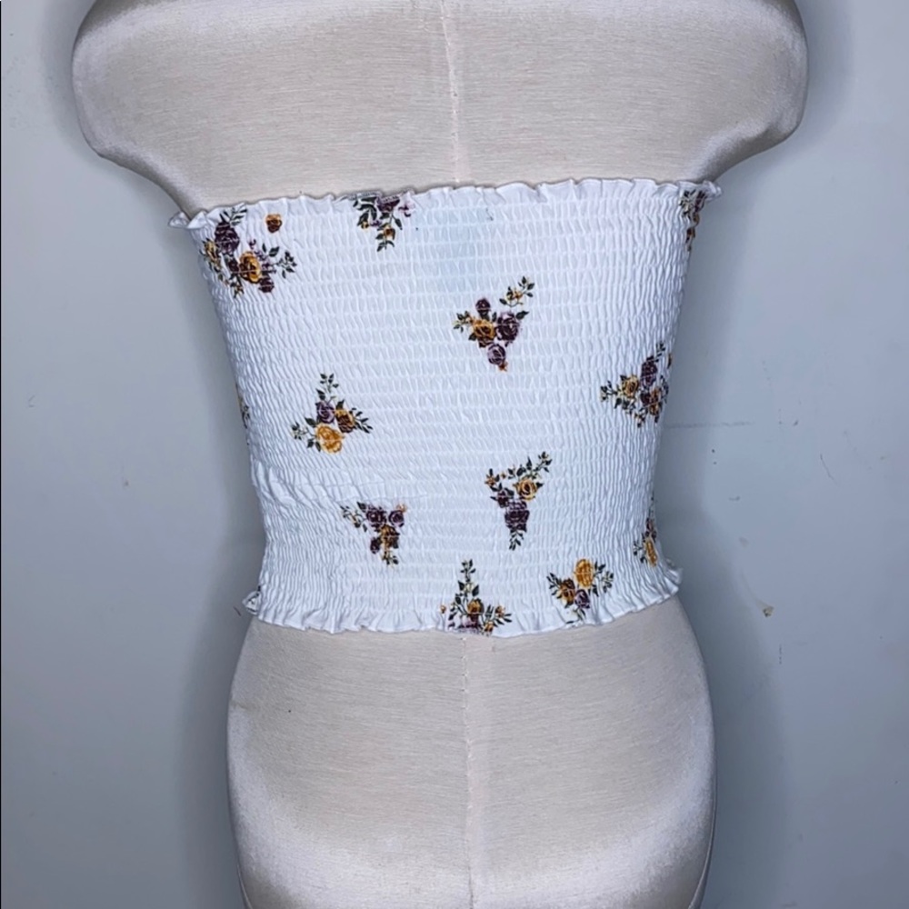 Floral Ruffled Tube Top - Picture 2 of 3